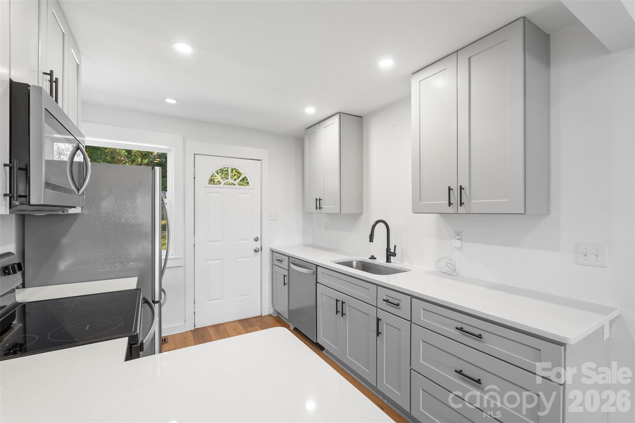 3019 Columbus Circle Property Photo 16