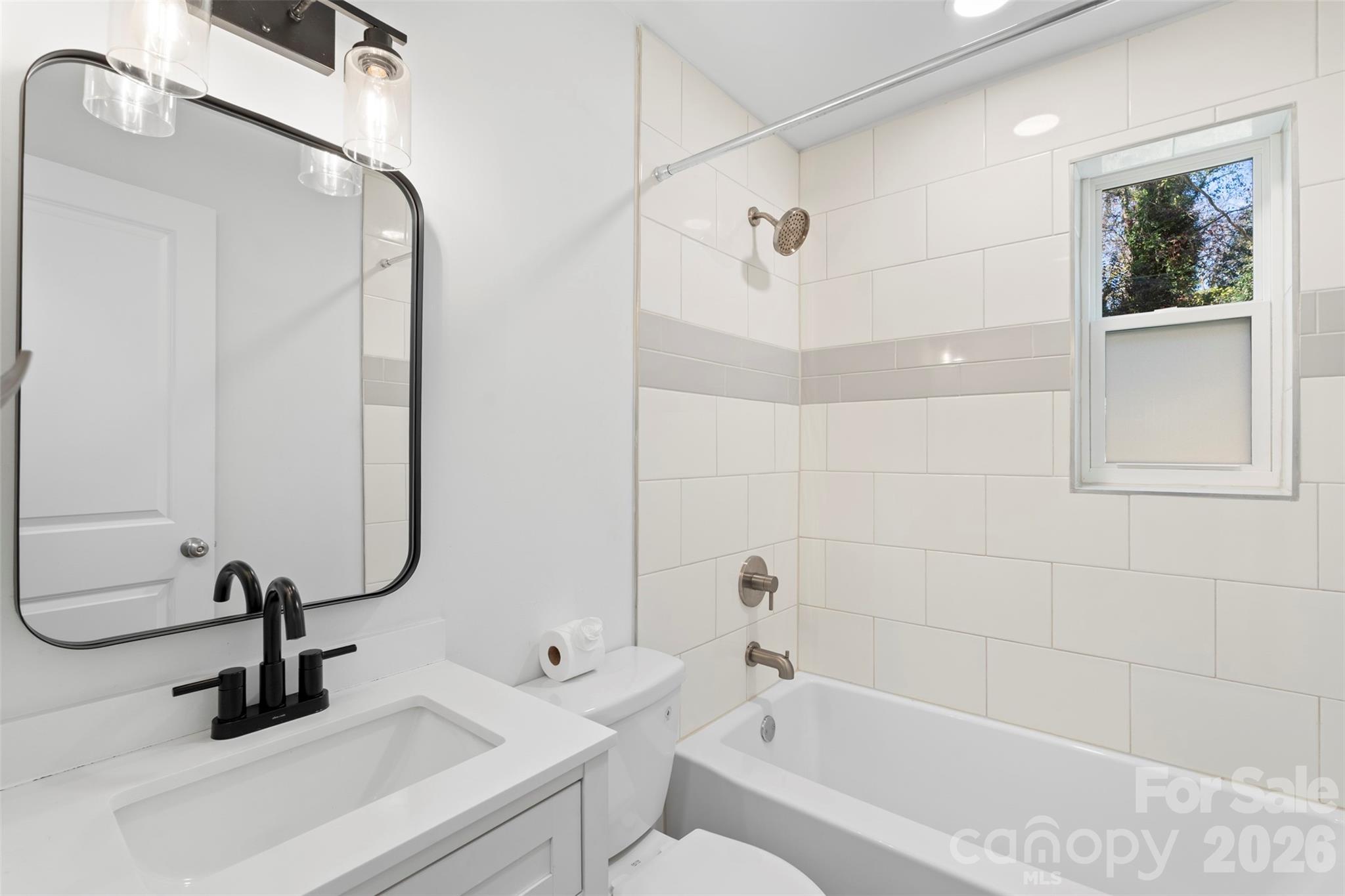 3019 Columbus Circle Property Photo 17