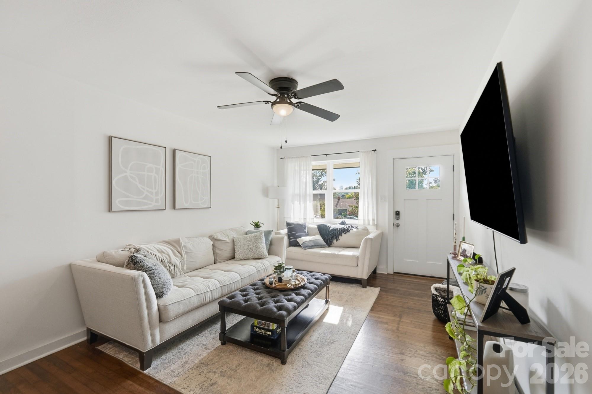3019 Columbus Circle Property Photo 21
