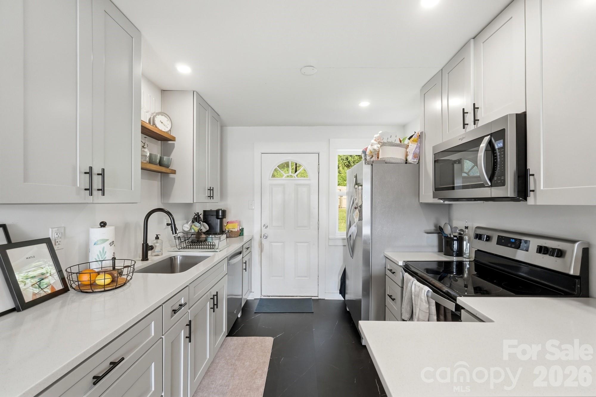 3019 Columbus Circle Property Photo 22