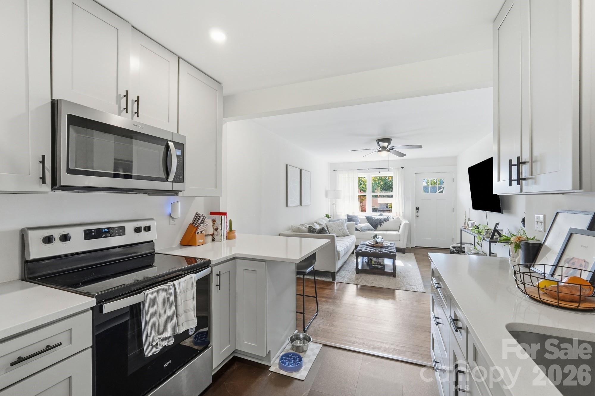 3019 Columbus Circle Property Photo 23
