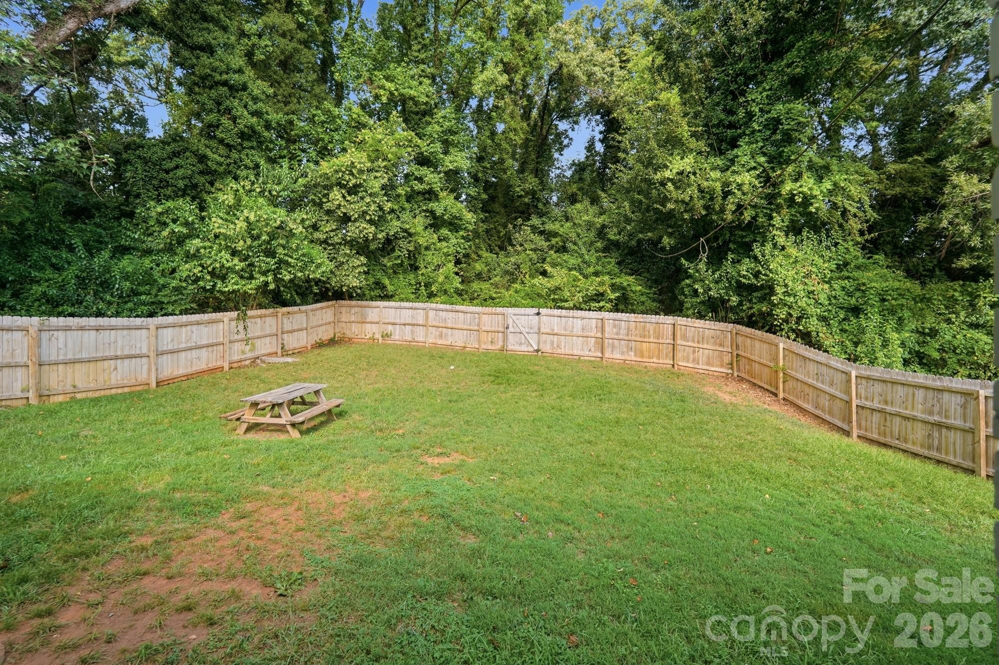 3019 Columbus Circle Property Photo 31