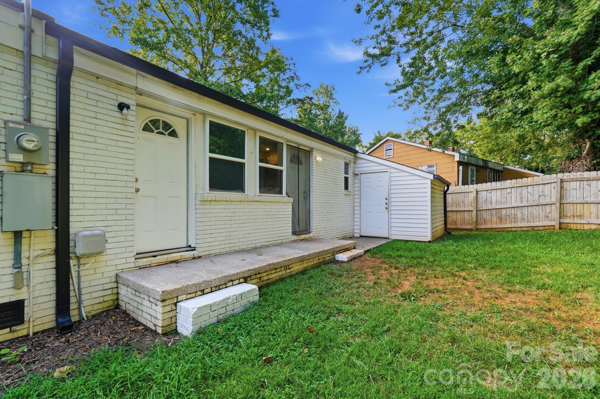 3019 Columbus Circle Property Photo 32