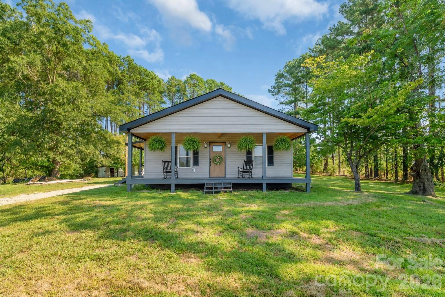 500 Gregory Road Property Photo 4