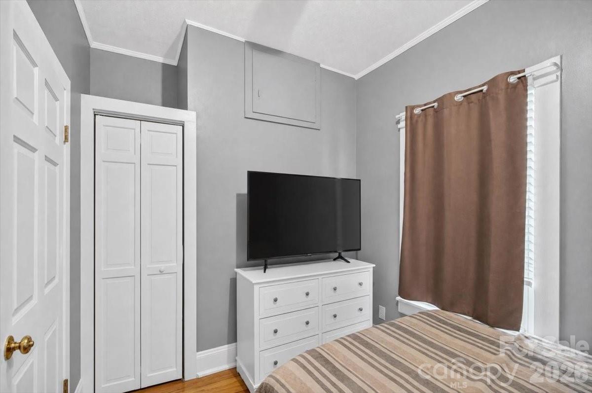619 N Mountain Street Property Photo 13