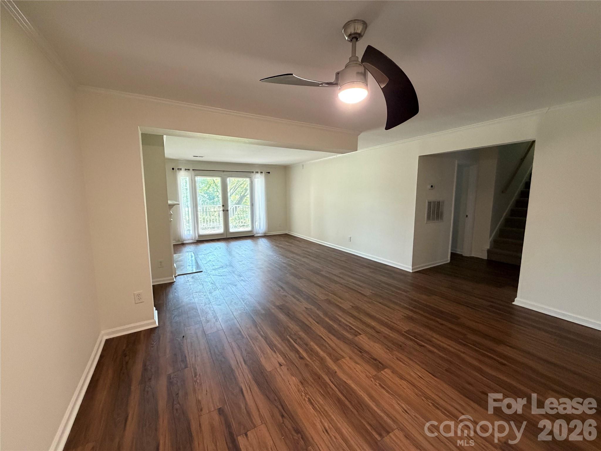 225 S Chase Street Property Photo 4