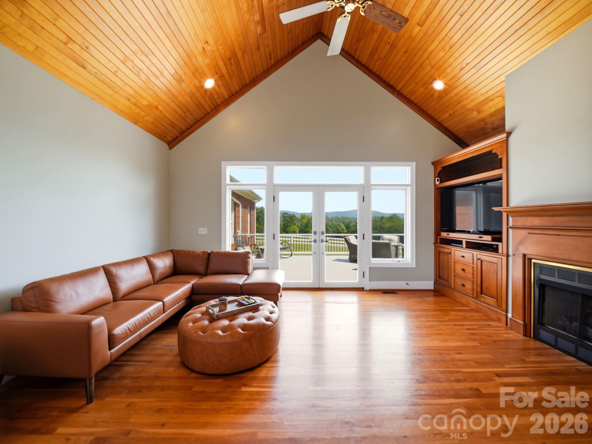 2950 Pearidge Road Property Photo 22