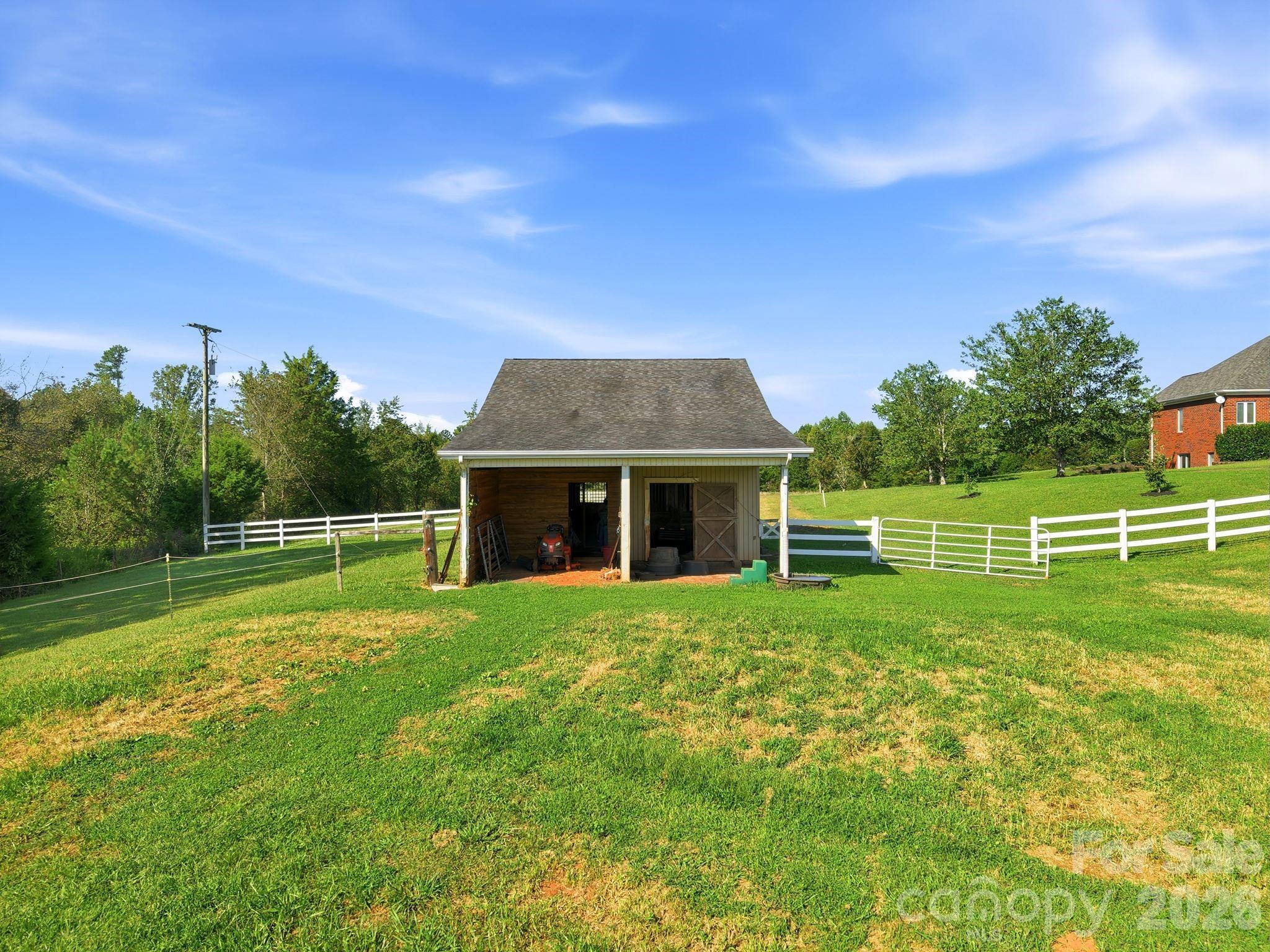 2950 Pearidge Road Property Photo 41
