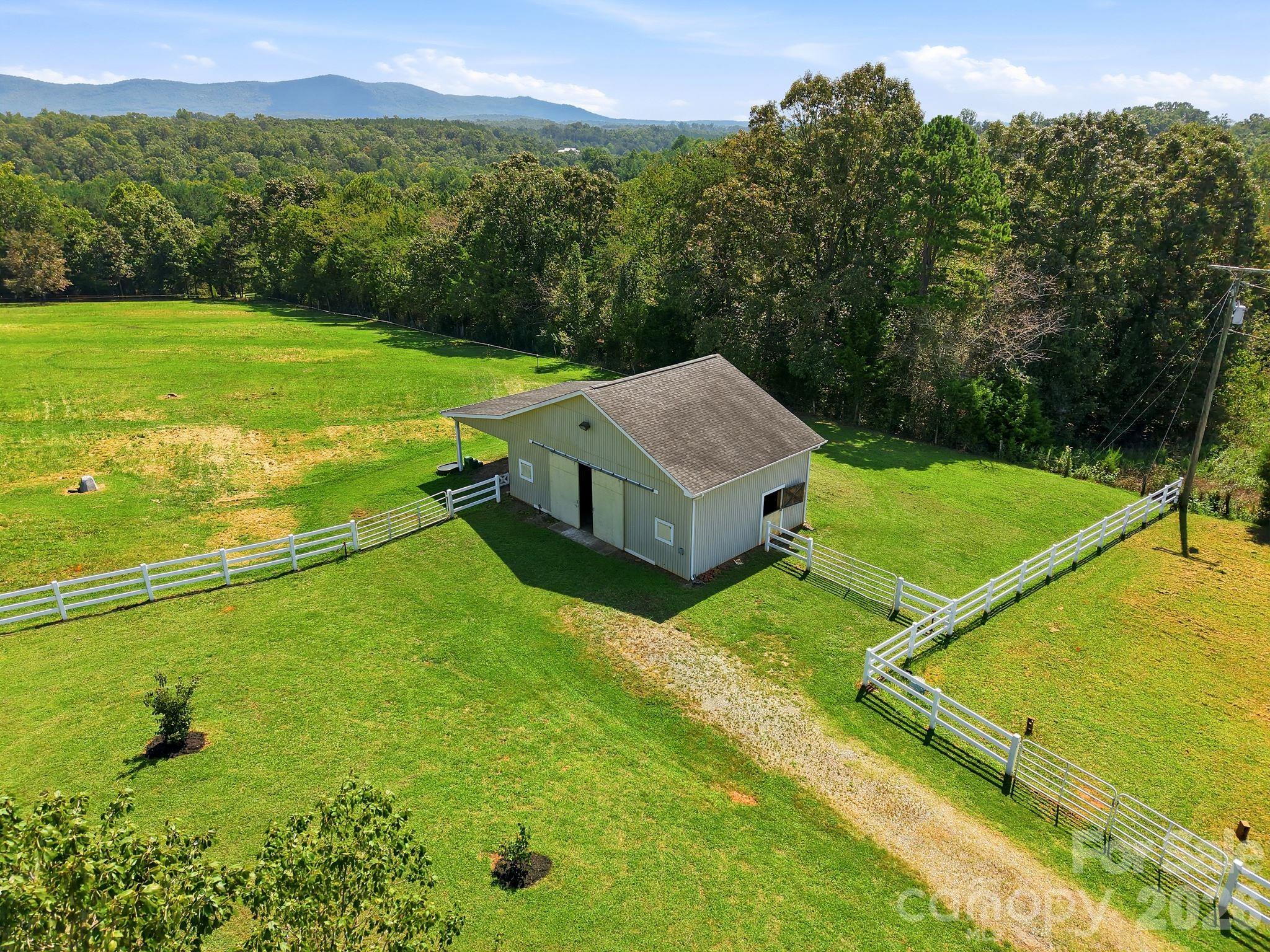 2950 Pearidge Road Property Photo 44