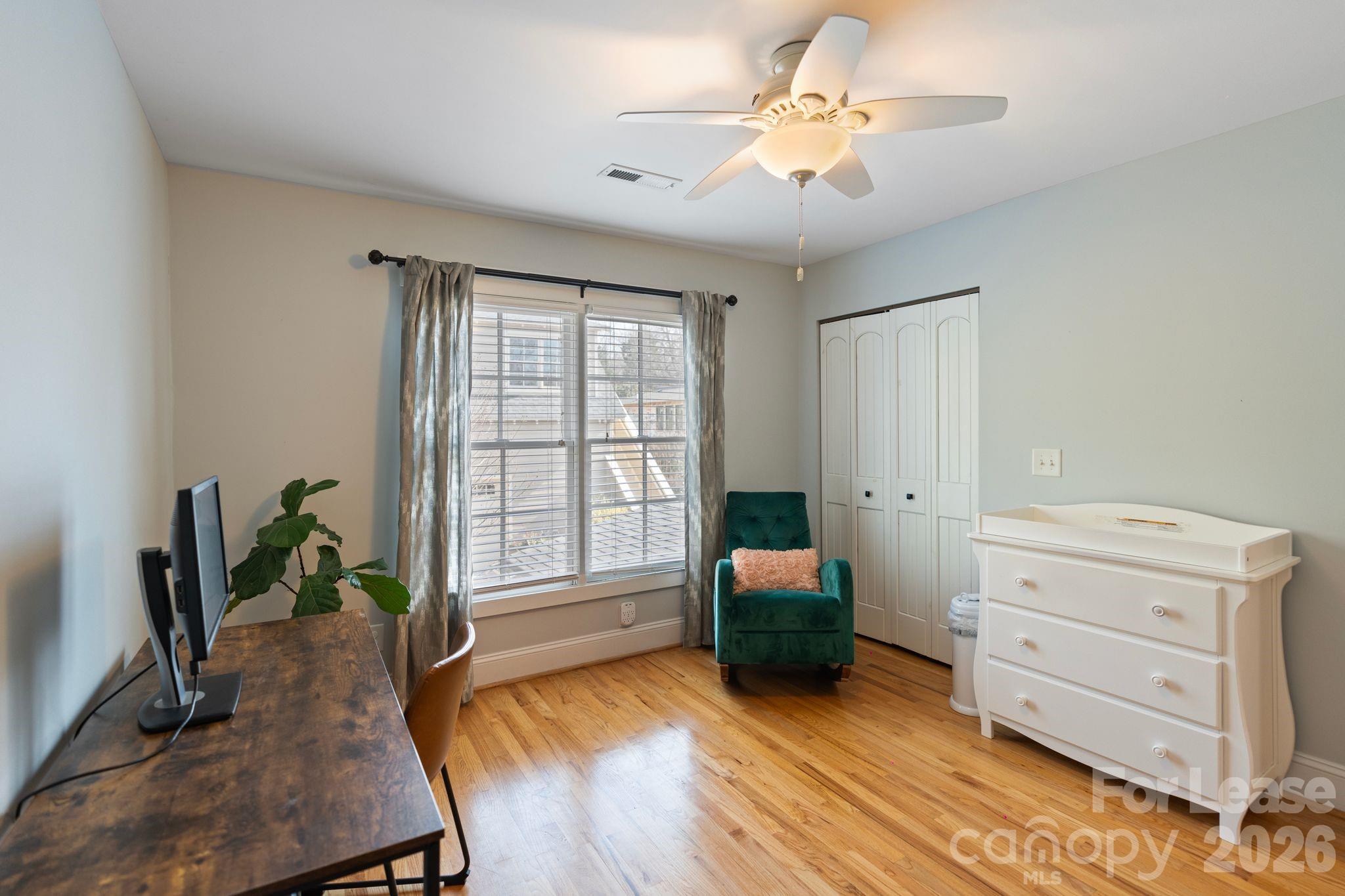 425 Tremont Avenue Property Photo 15