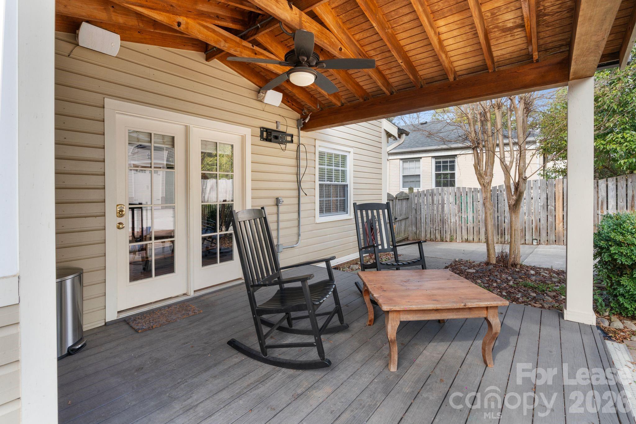 425 Tremont Avenue Property Photo 28