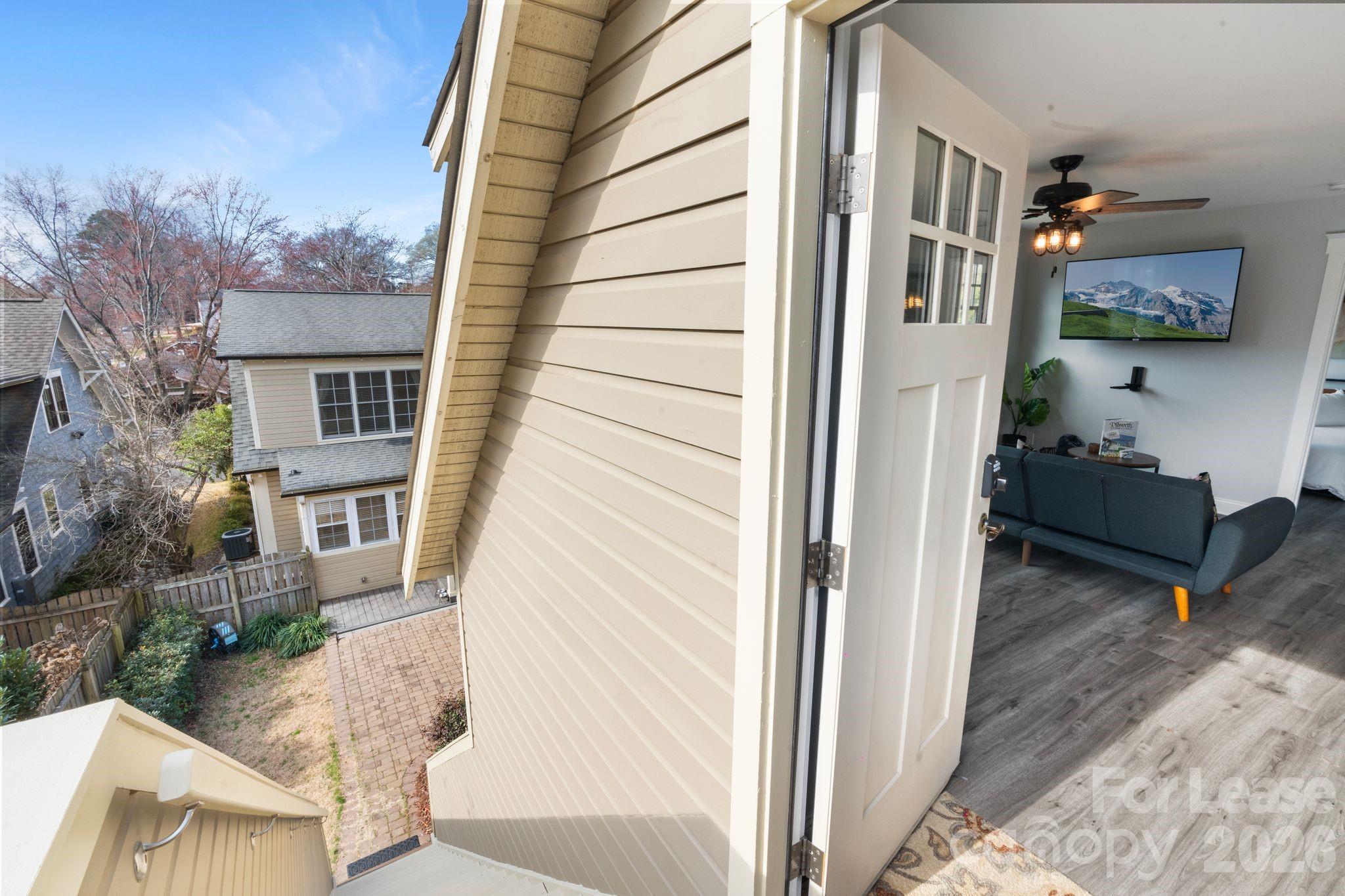 425 Tremont Avenue Property Photo 32