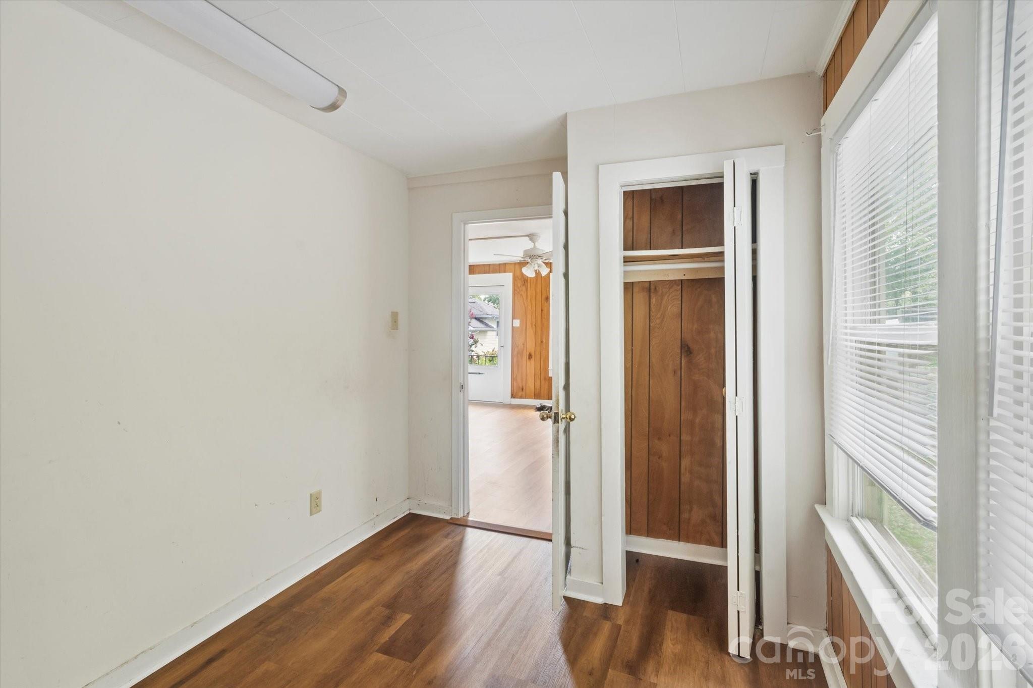 138 West Lane Property Photo 8