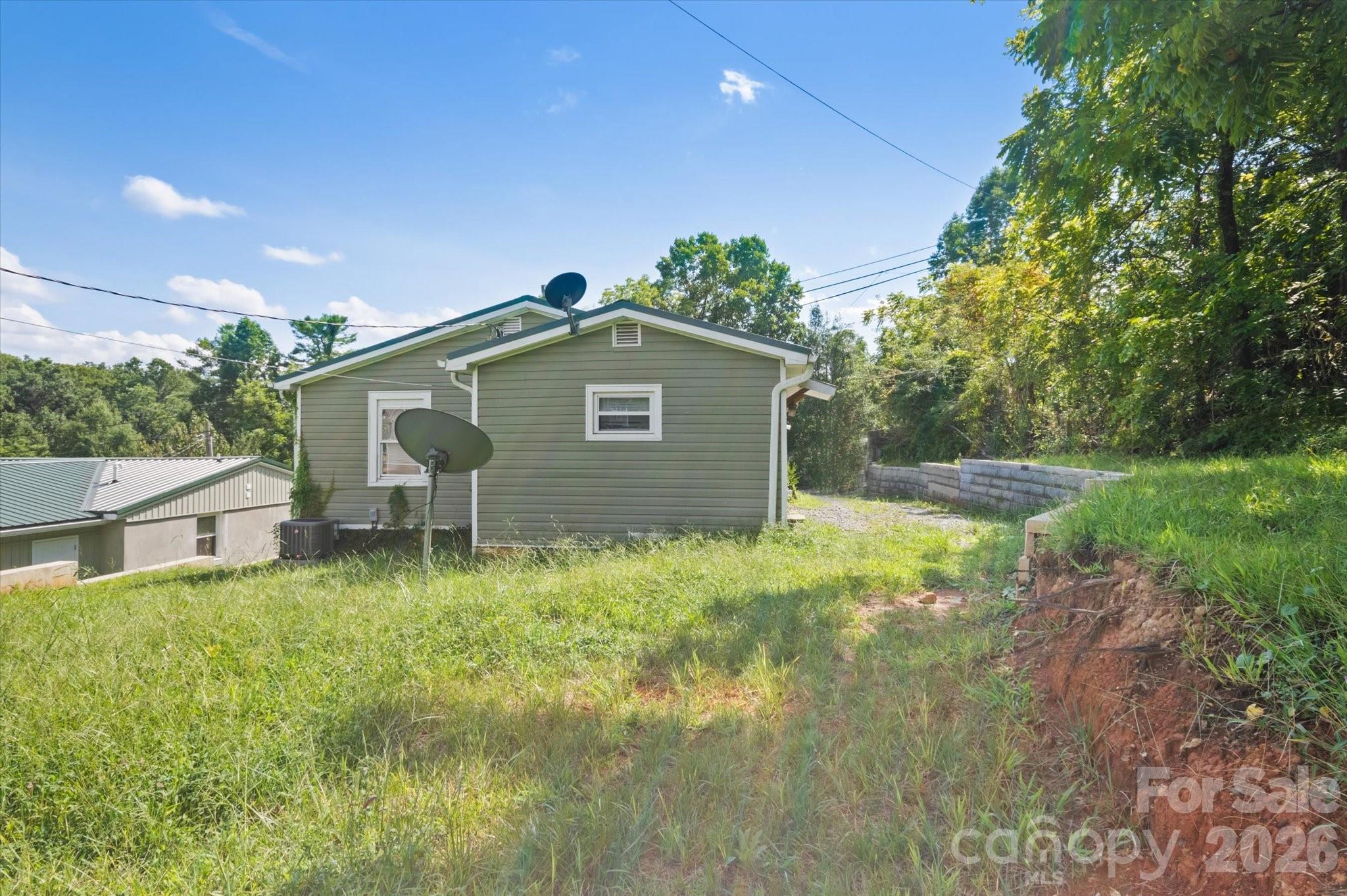 138 West Lane Property Photo 26