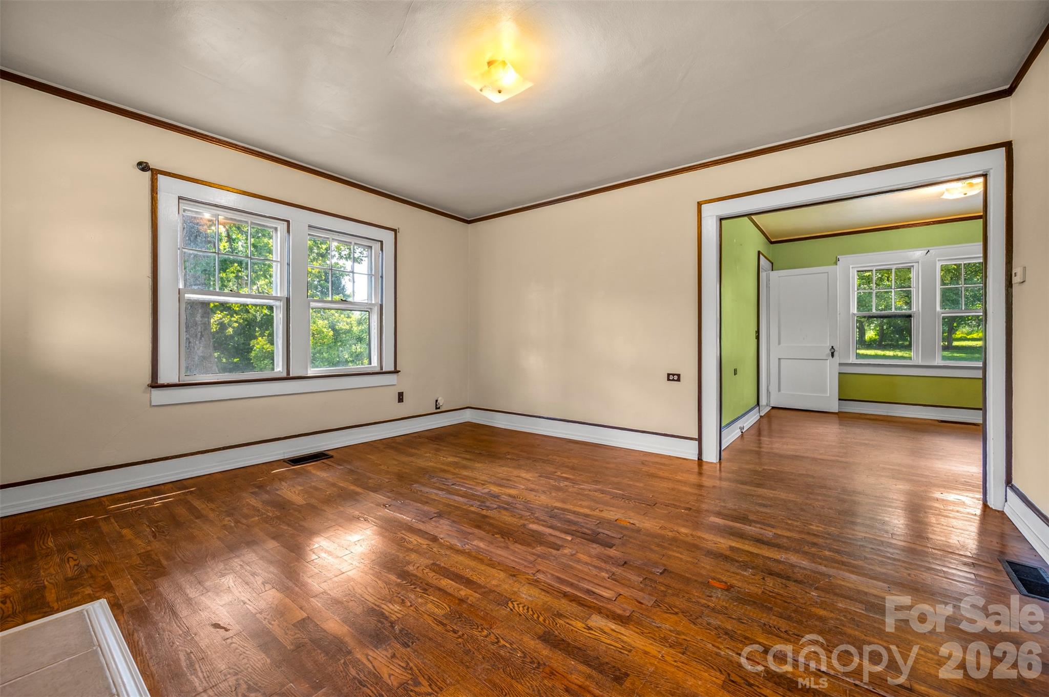 375 E King Street Property Photo 6