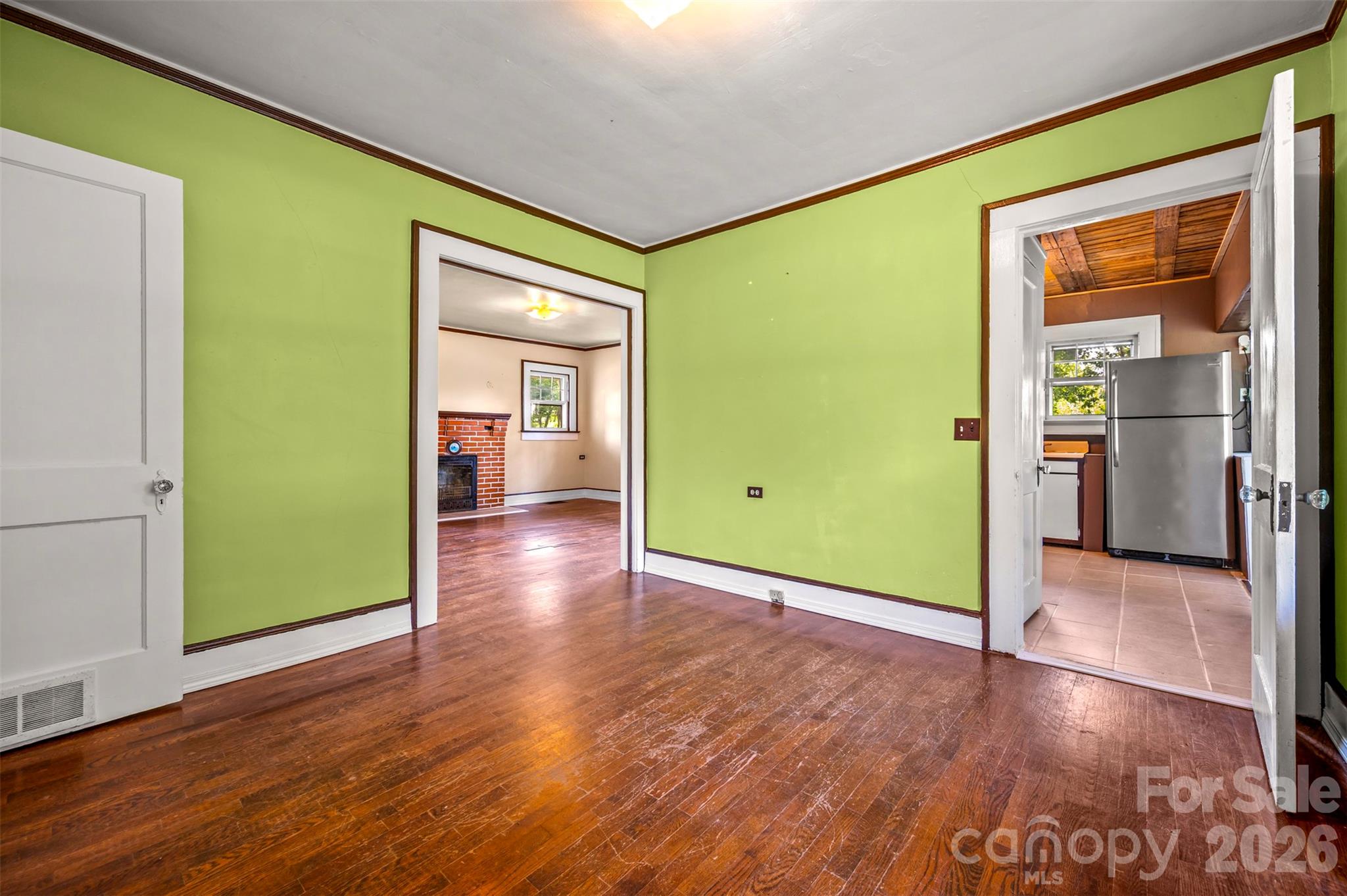 375 E King Street Property Photo 10