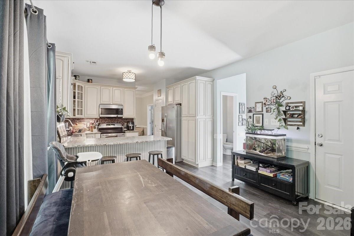 14043 Hatton Cross Drive Property Photo 18