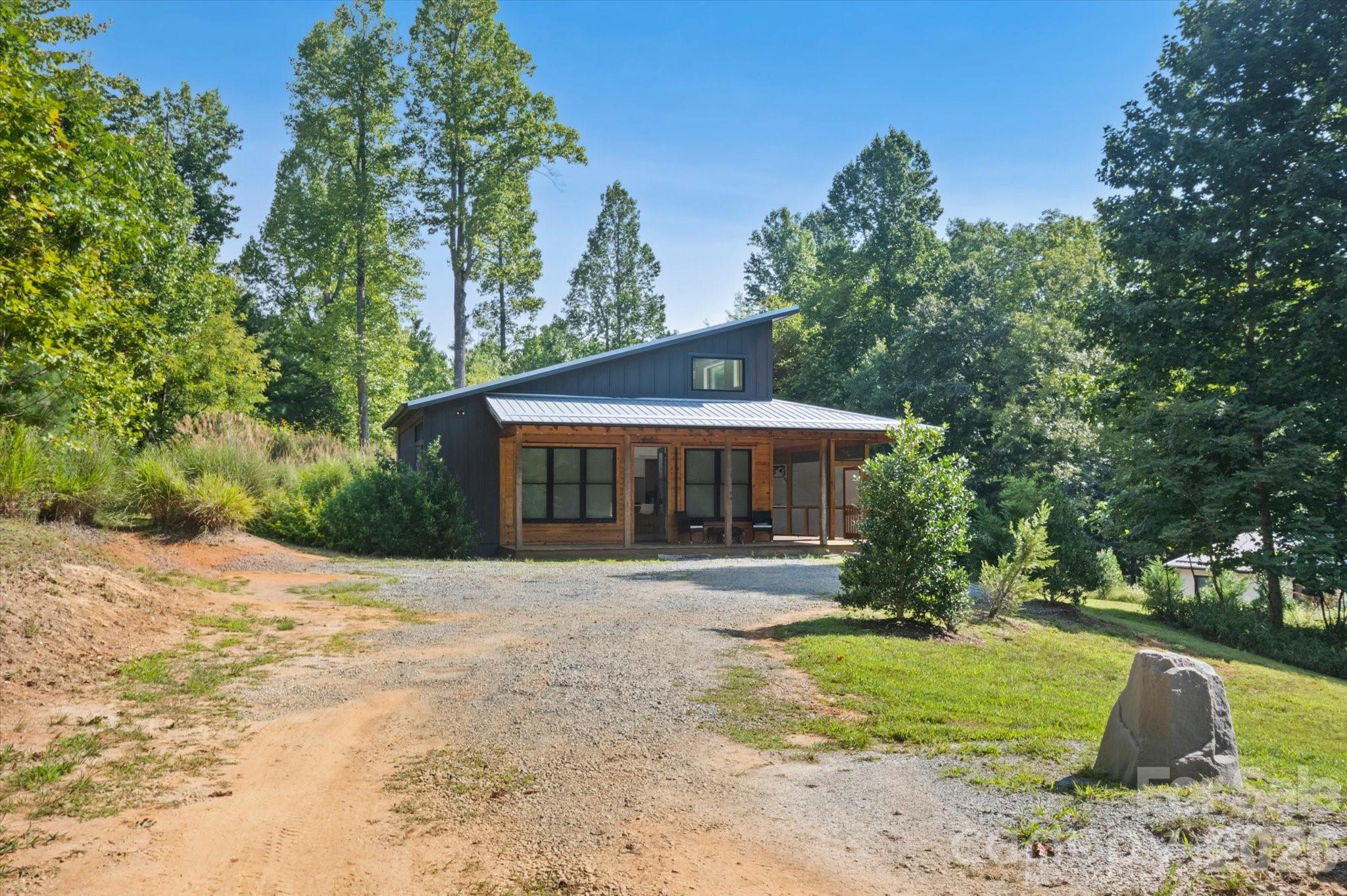 13 Small Creek Property Photo 3