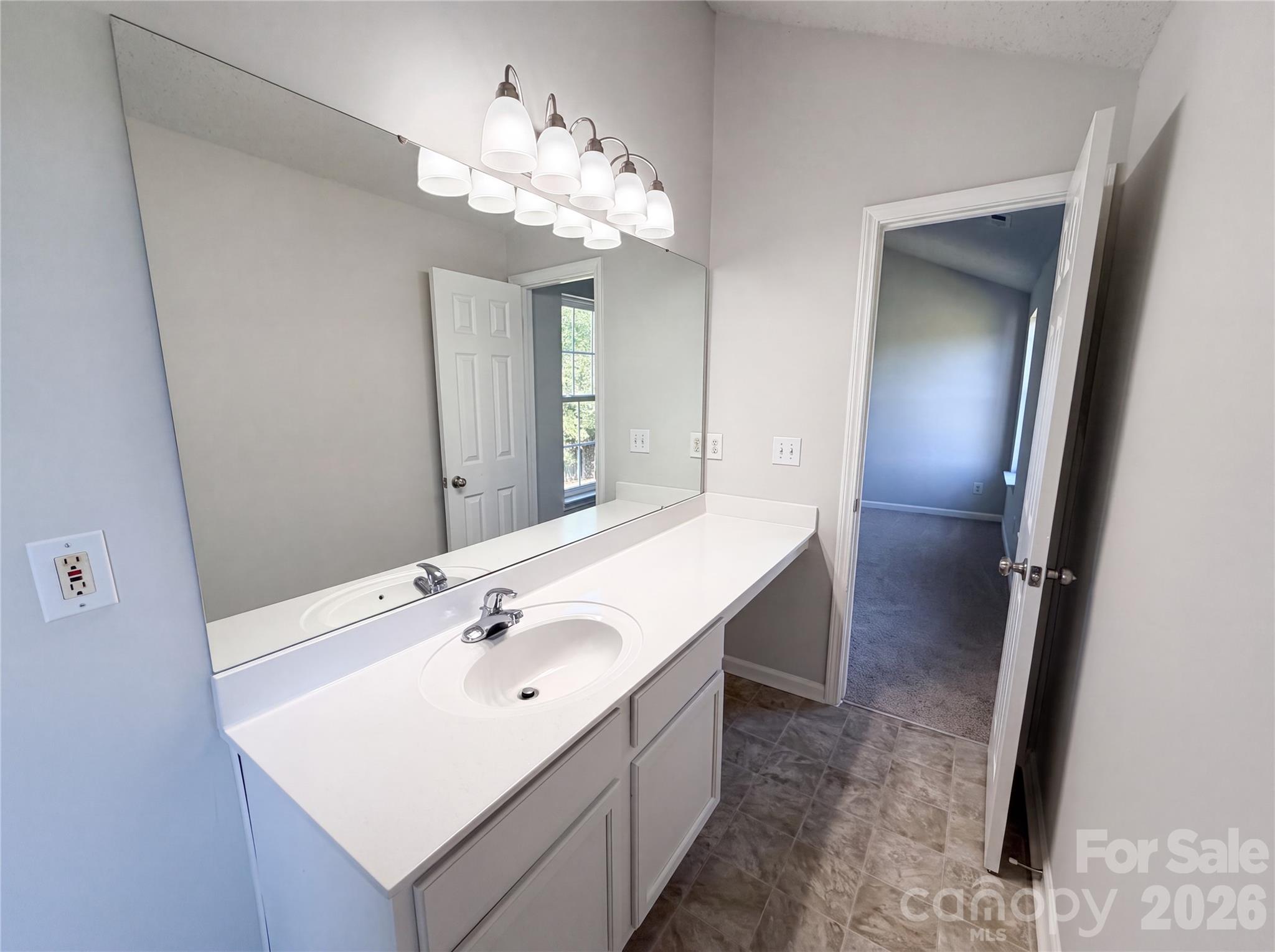 10319 Covingtonwood Drive Property Photo 13