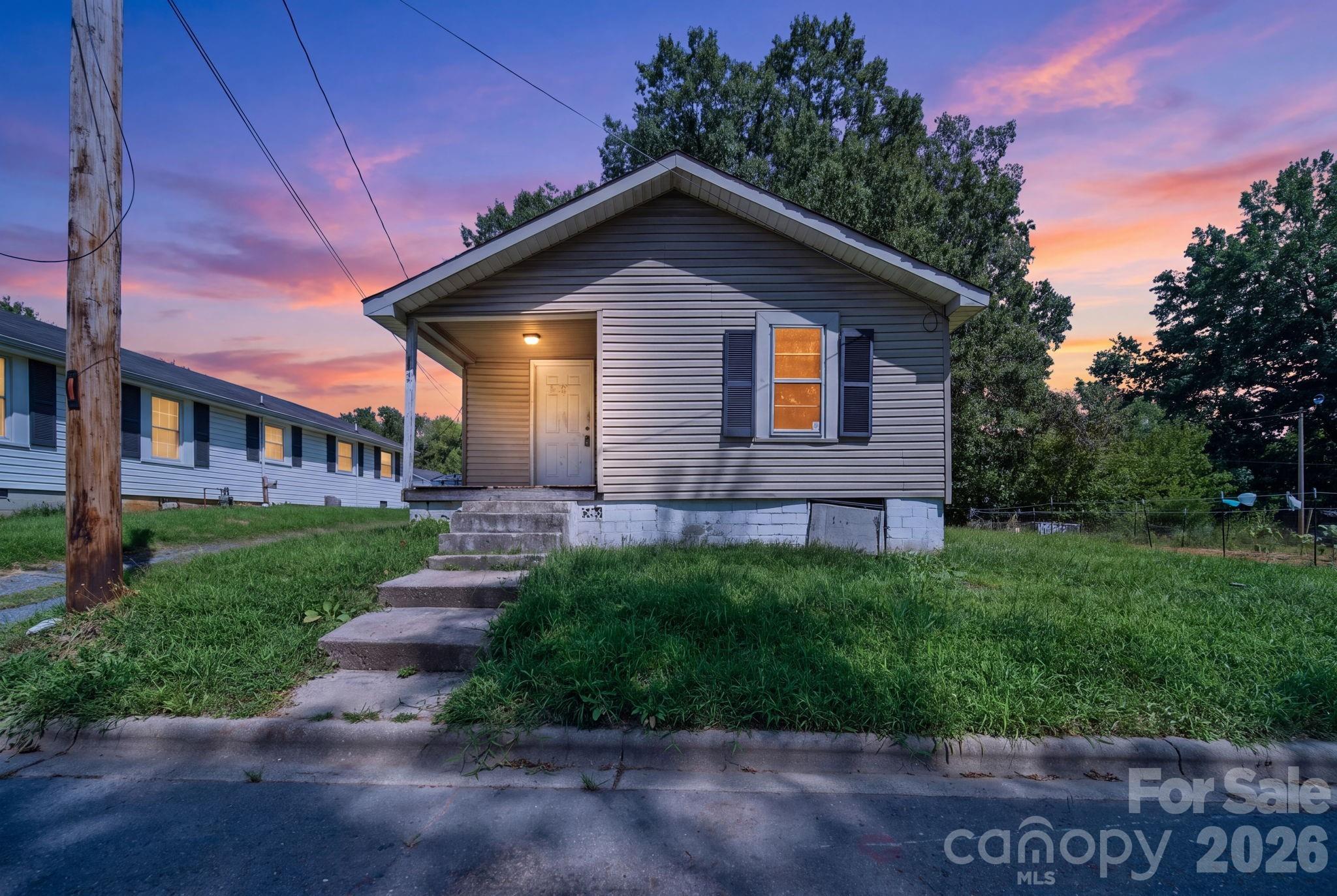 439 Richardson Street Property Photo 1