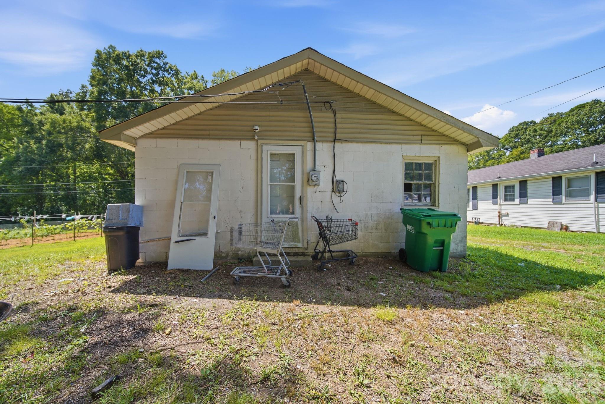 439 Richardson Street Property Photo 5