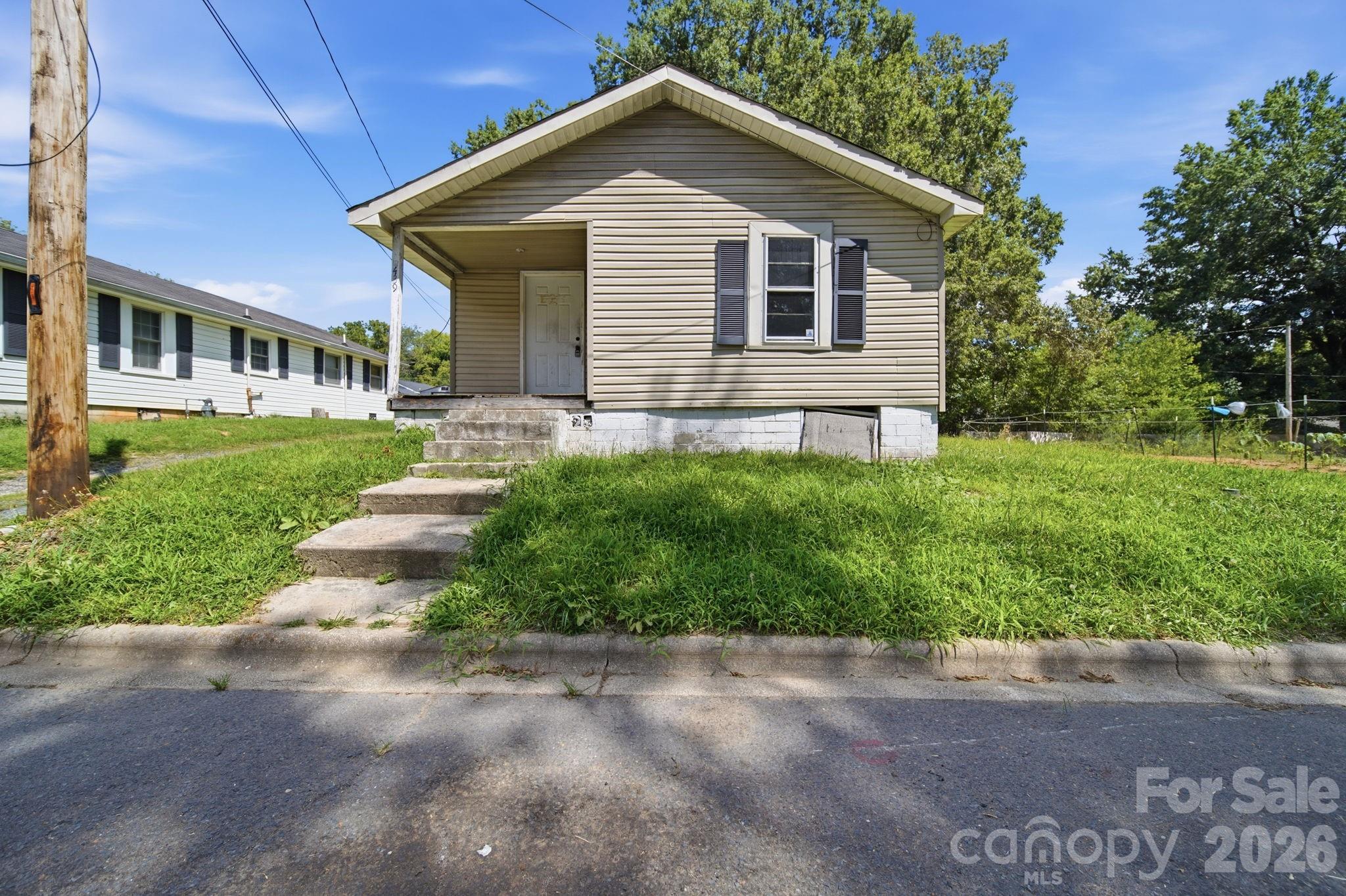 439 Richardson Street Property Photo 7