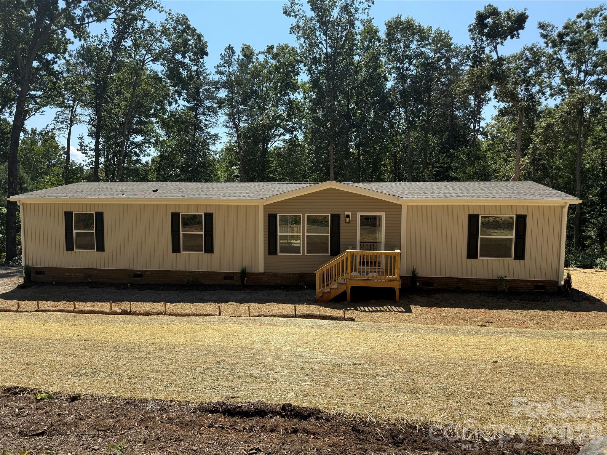 2617 Hudlow Road Property Photo 2
