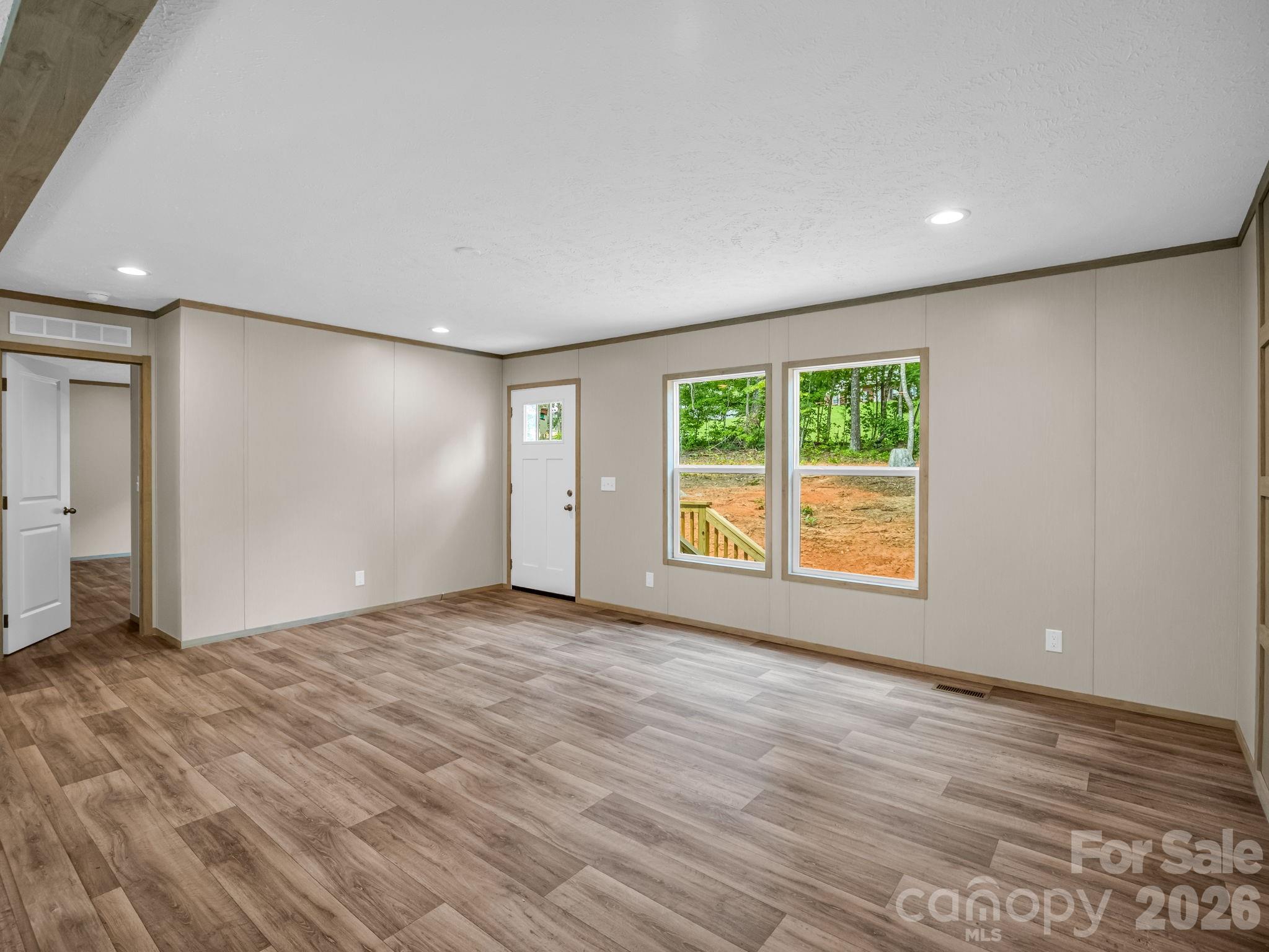 2617 Hudlow Road Property Photo 7