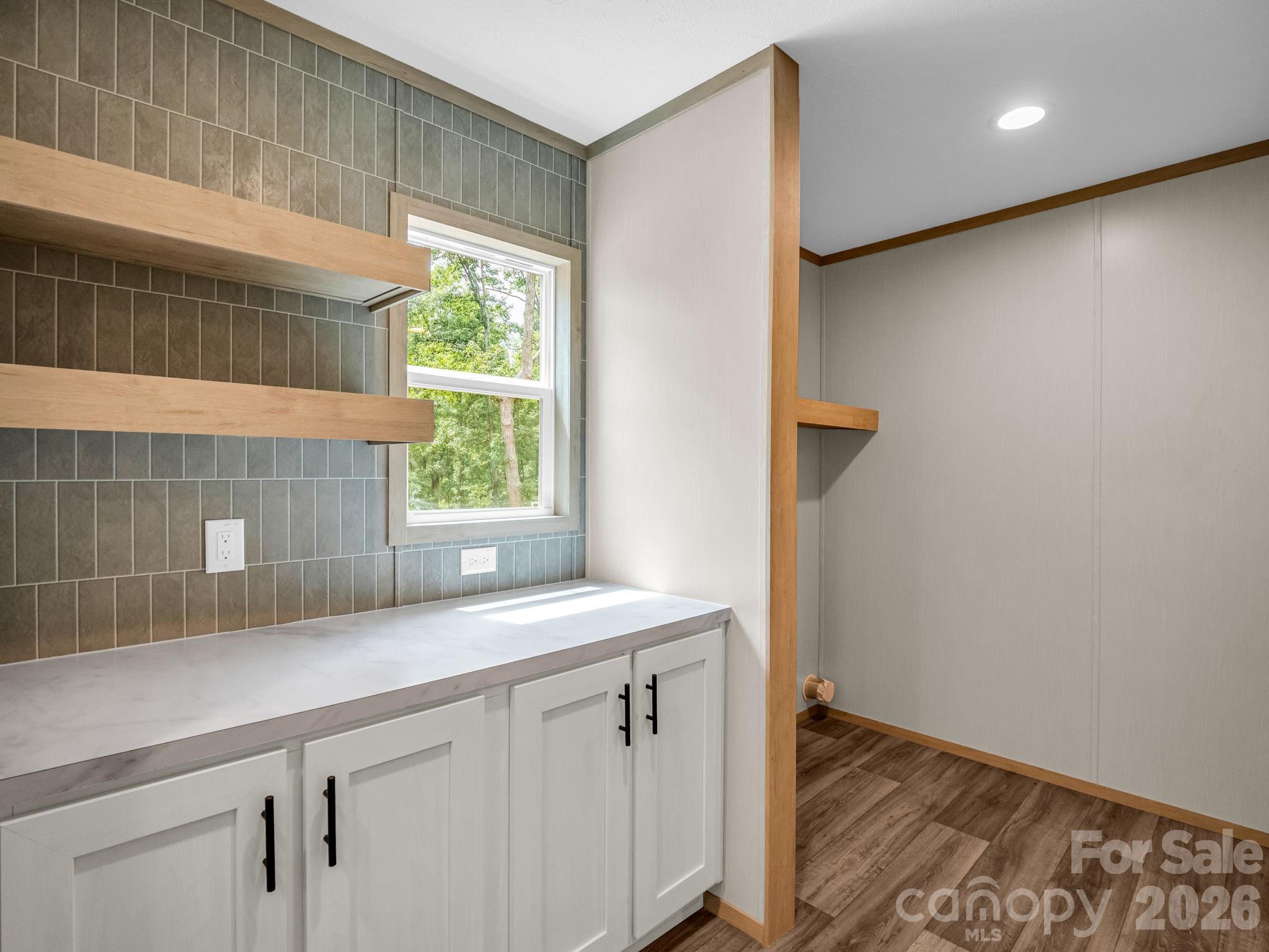 2617 Hudlow Road Property Photo 12
