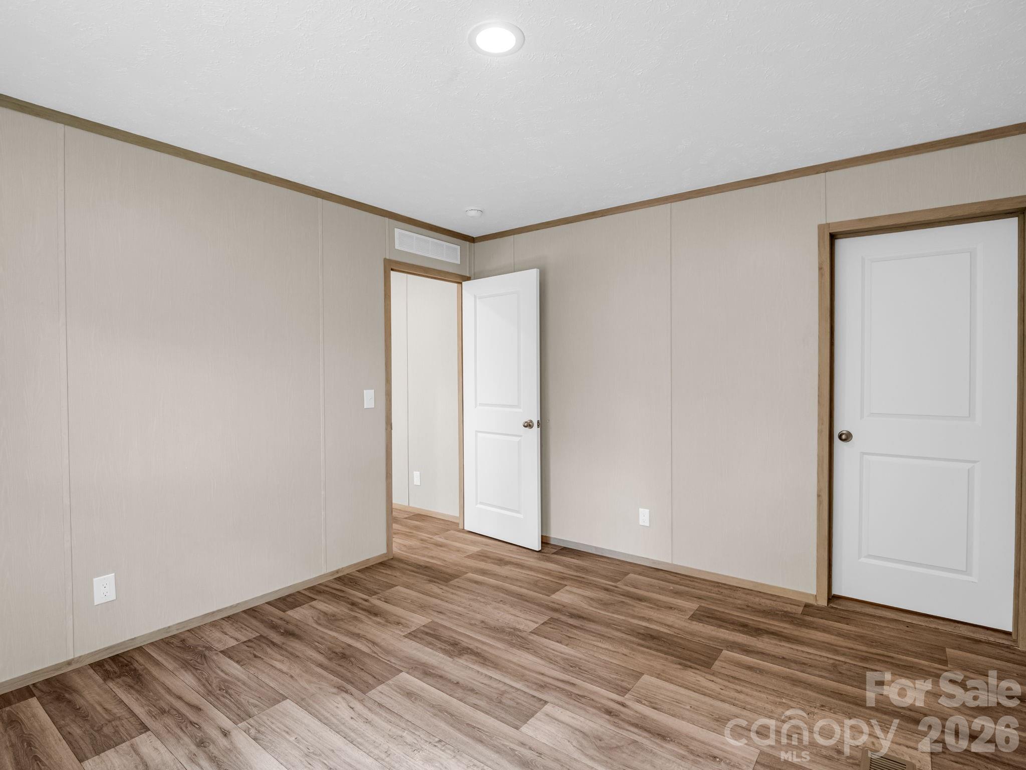 2617 Hudlow Road Property Photo 17