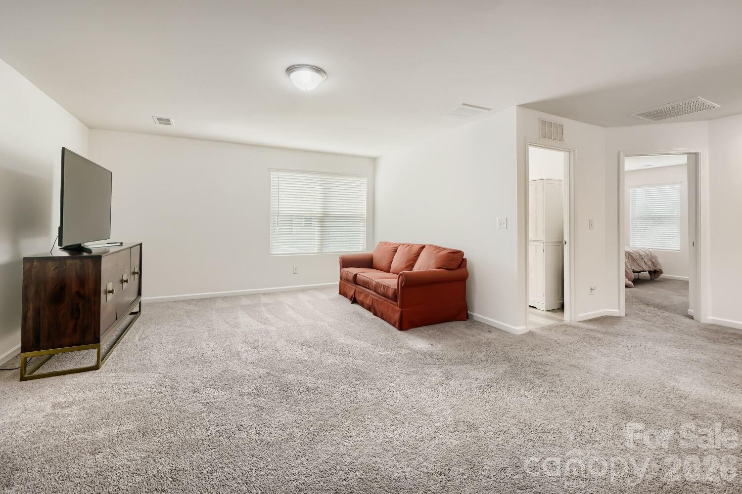133 Dawn Run Loop Property Photo 8