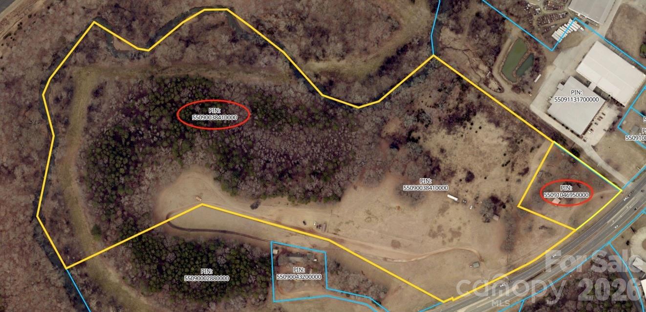4320 Concord Parkway Property Photo 2
