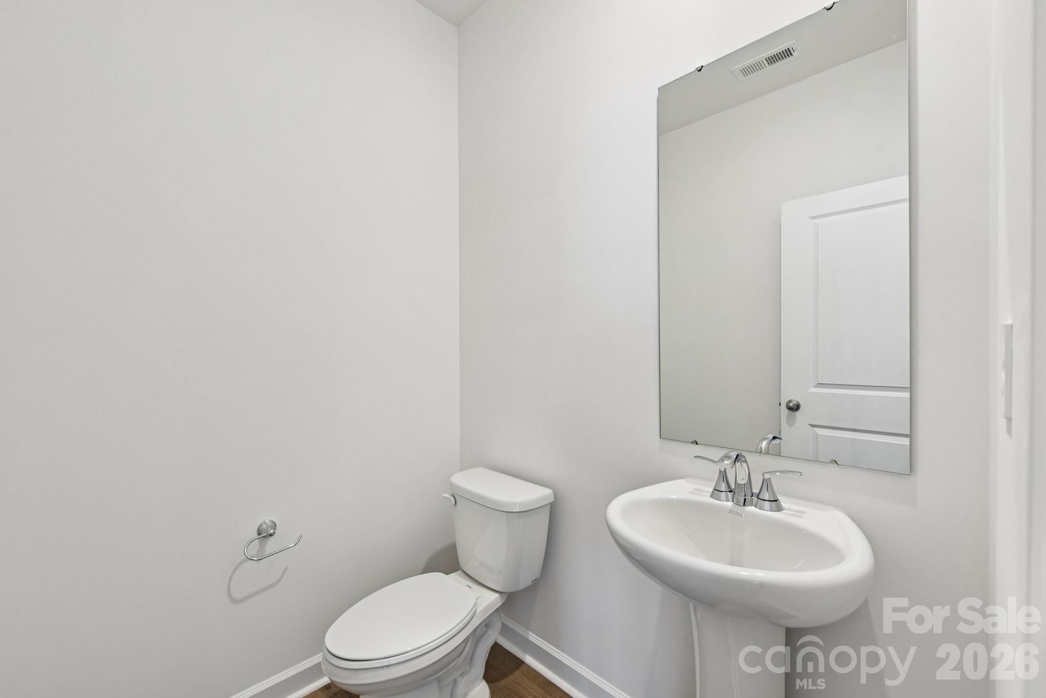 7280 Yardley Street Property Photo 2