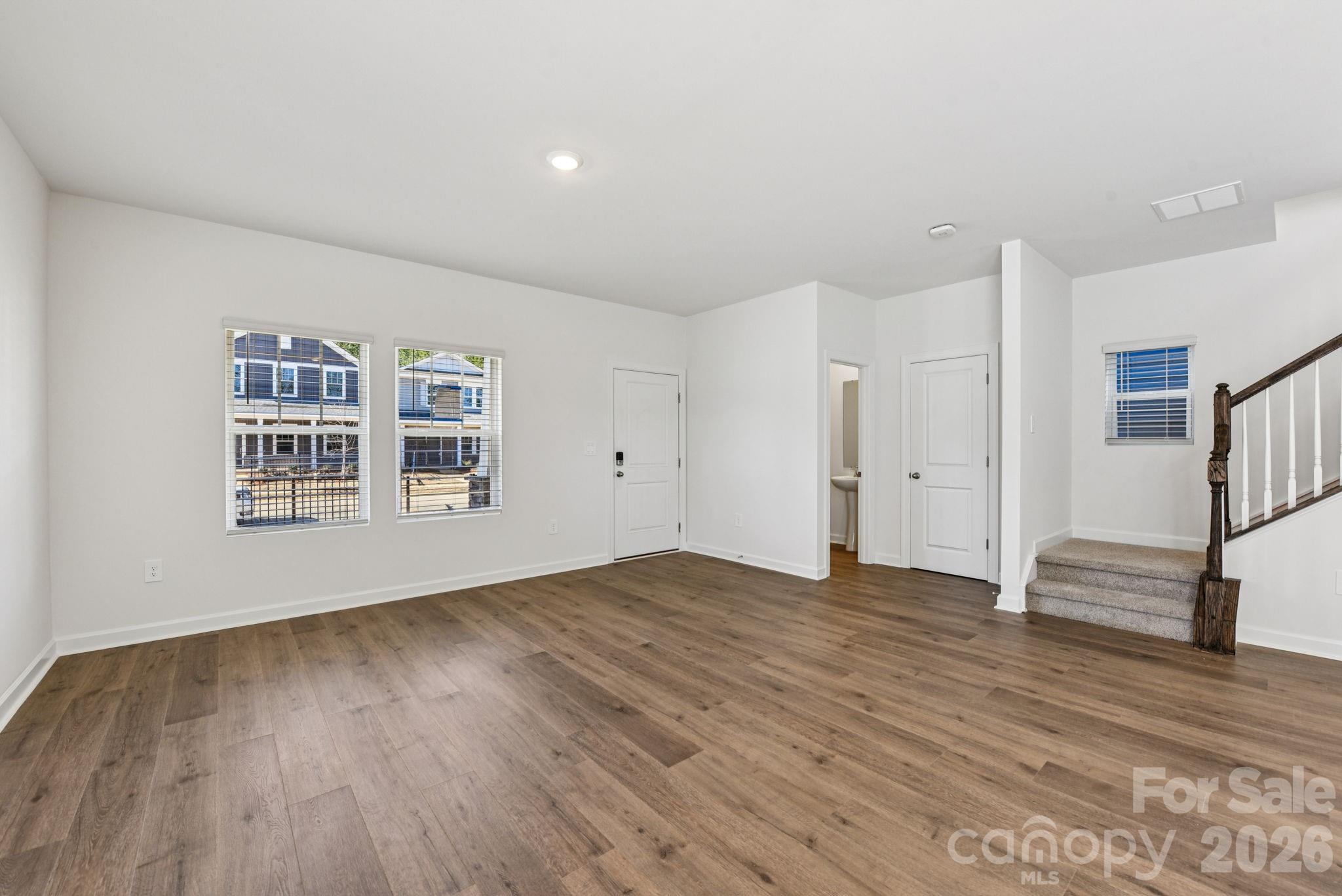 7280 Yardley Street Property Photo 6