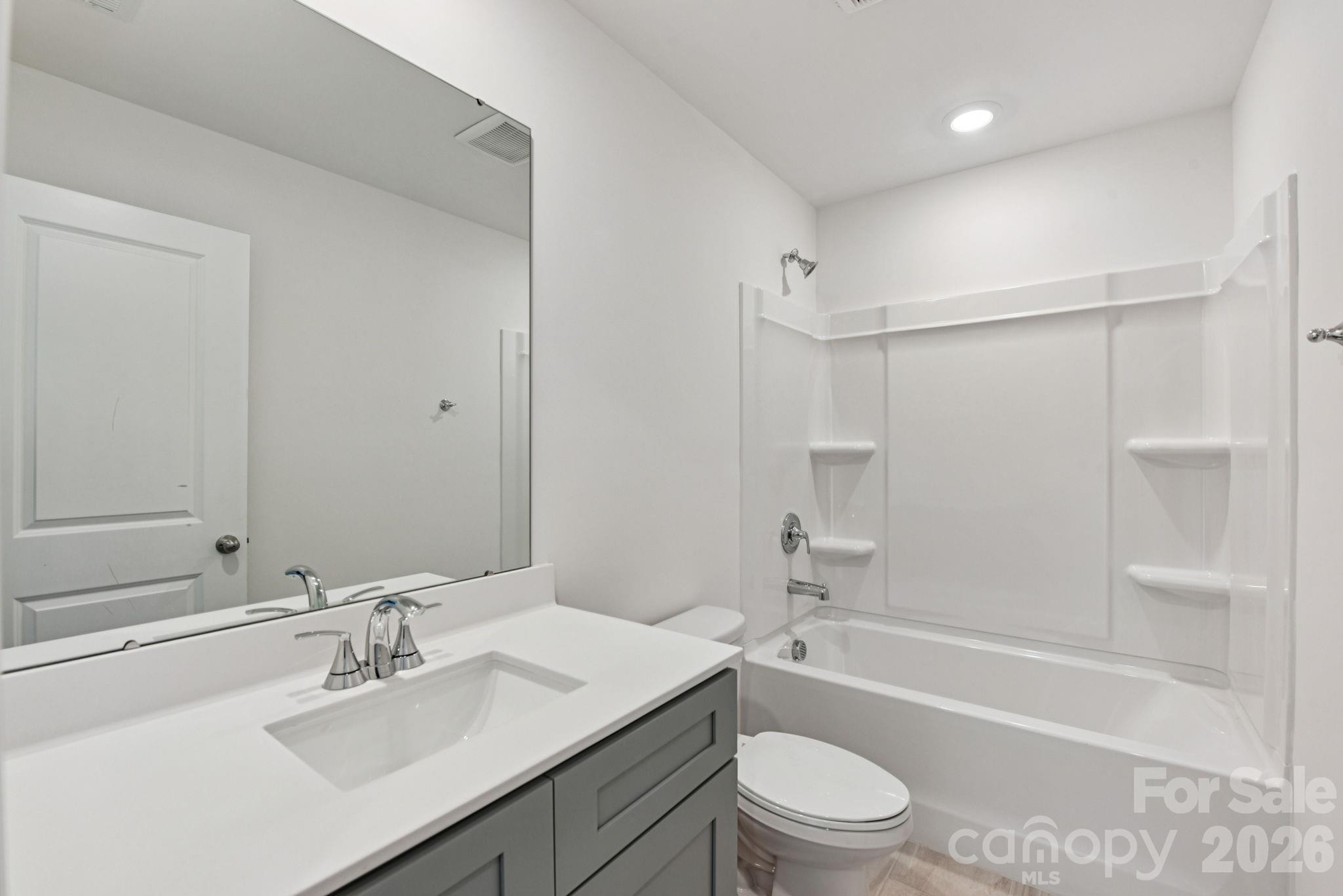 7280 Yardley Street Property Photo 19