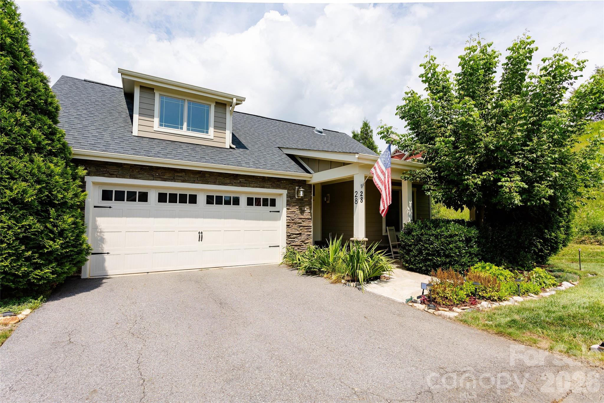 28 Westfield Way Property Photo 1