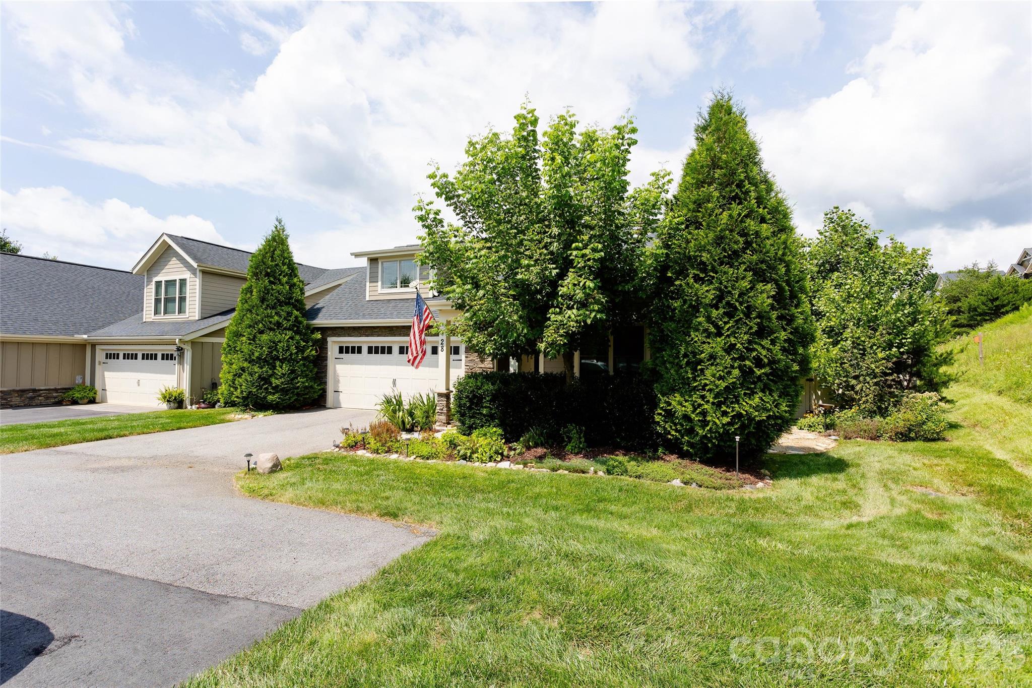 28 Westfield Way Property Photo 5