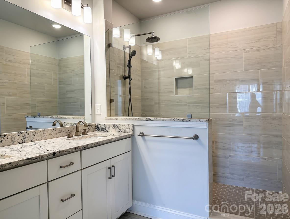 8111 Houser Street Property Photo 31