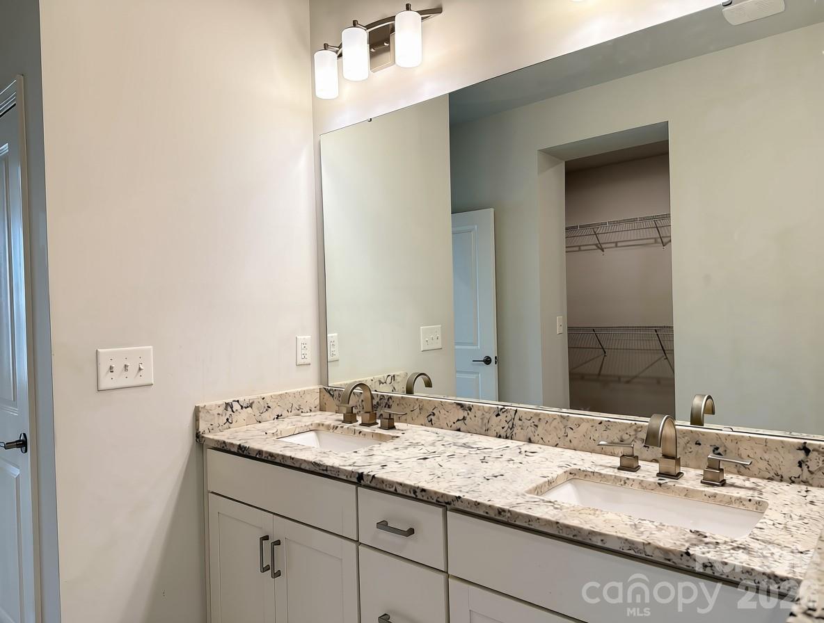 8111 Houser Street Property Photo 34
