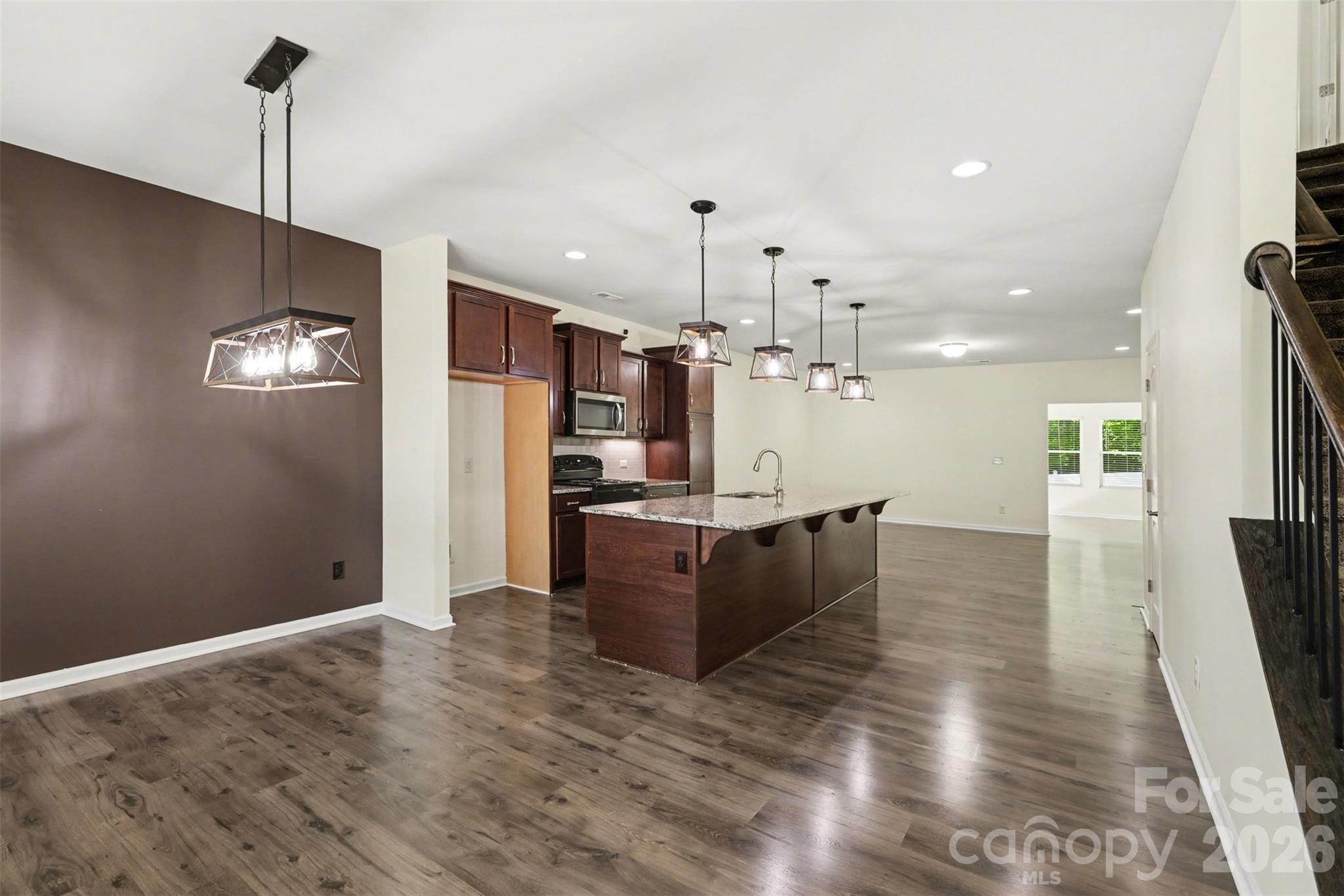 3024 Pinehills Way Property Photo 7