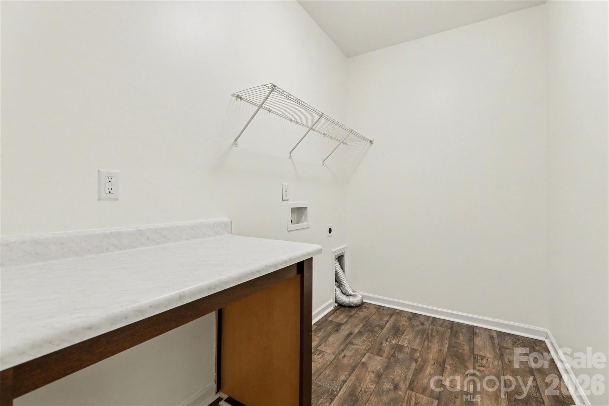 3024 Pinehills Way Property Photo 23