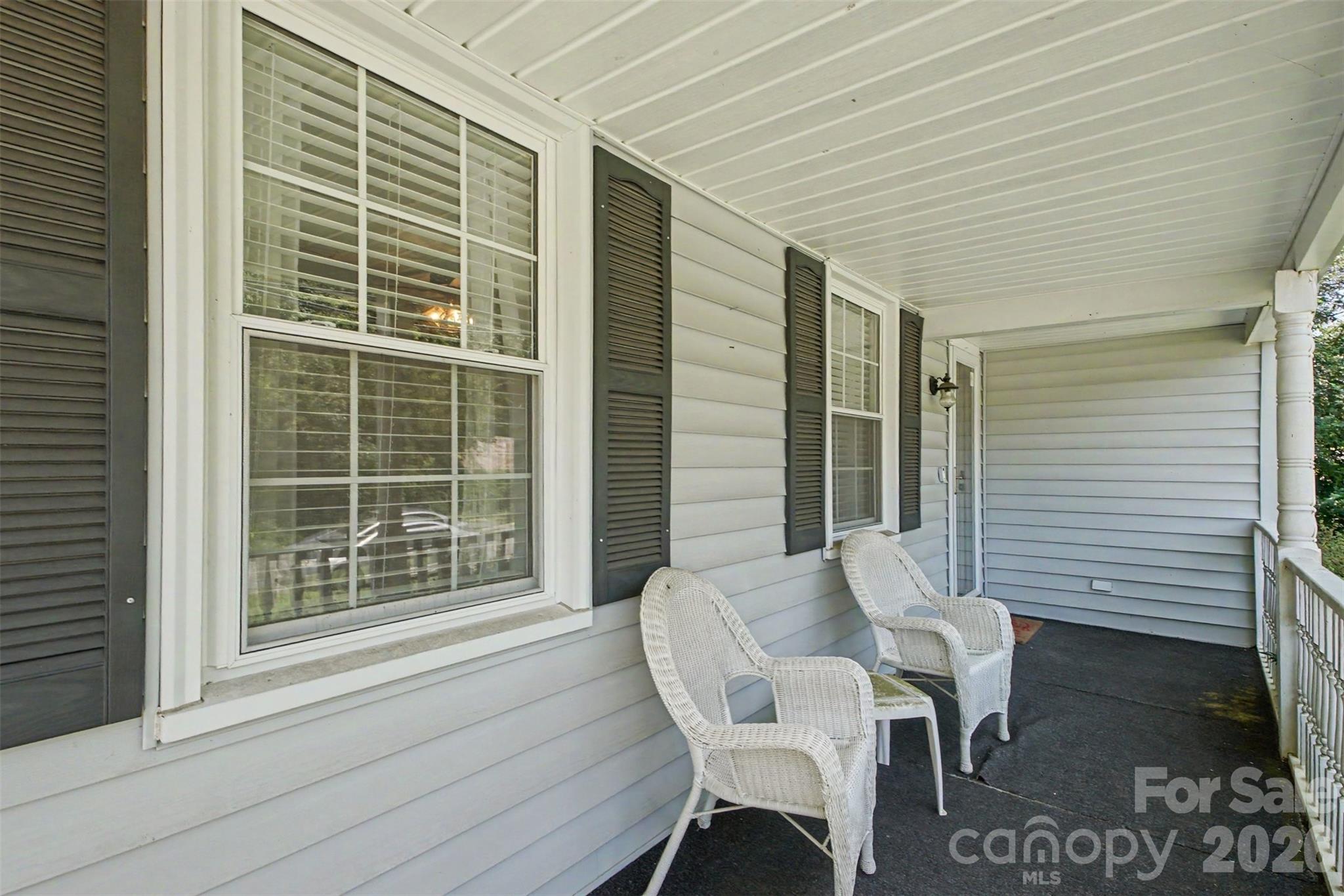 210 N Beaver Street Property Photo 5