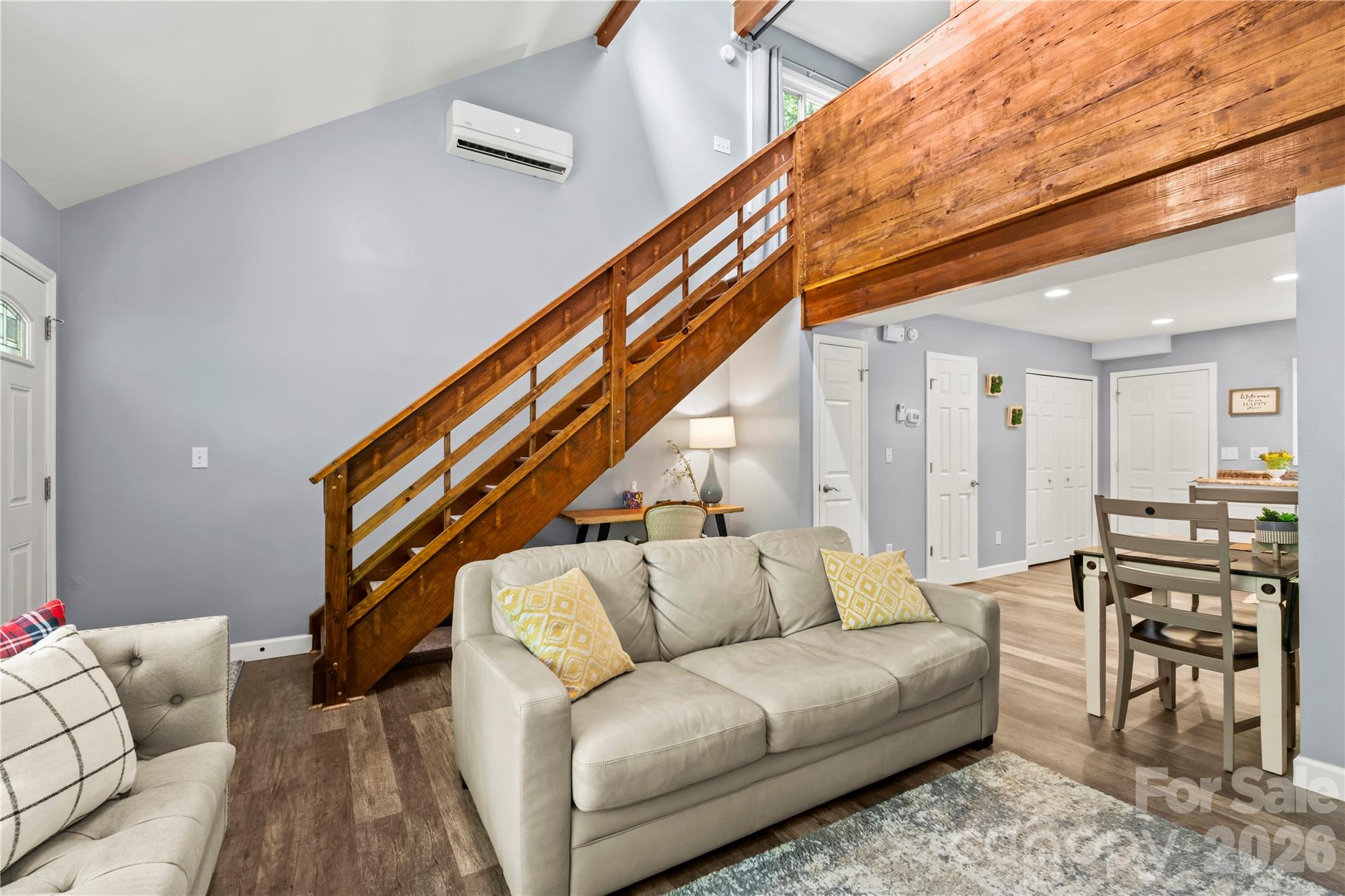 15 N Garden Court Property Photo 4