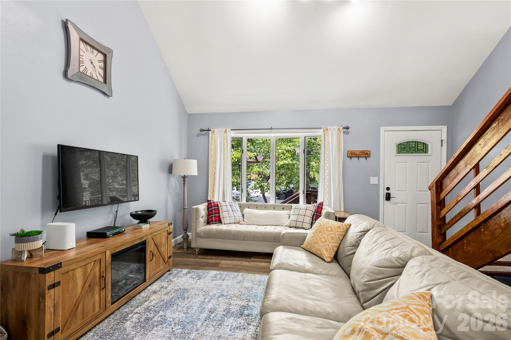 15 N Garden Court Property Photo 9