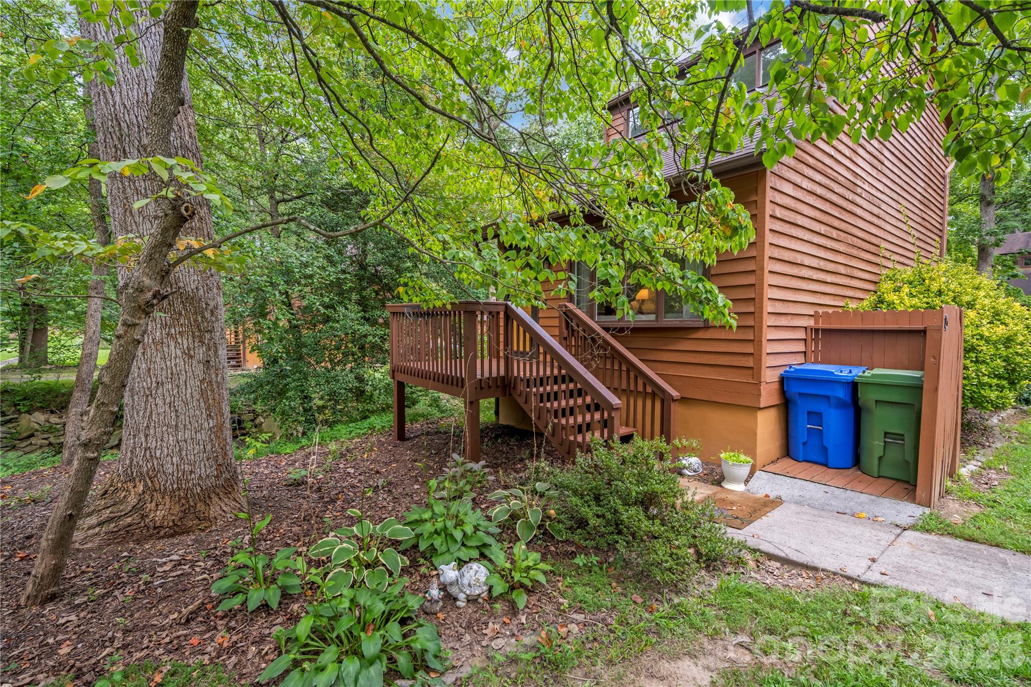 15 N Garden Court Property Photo 22