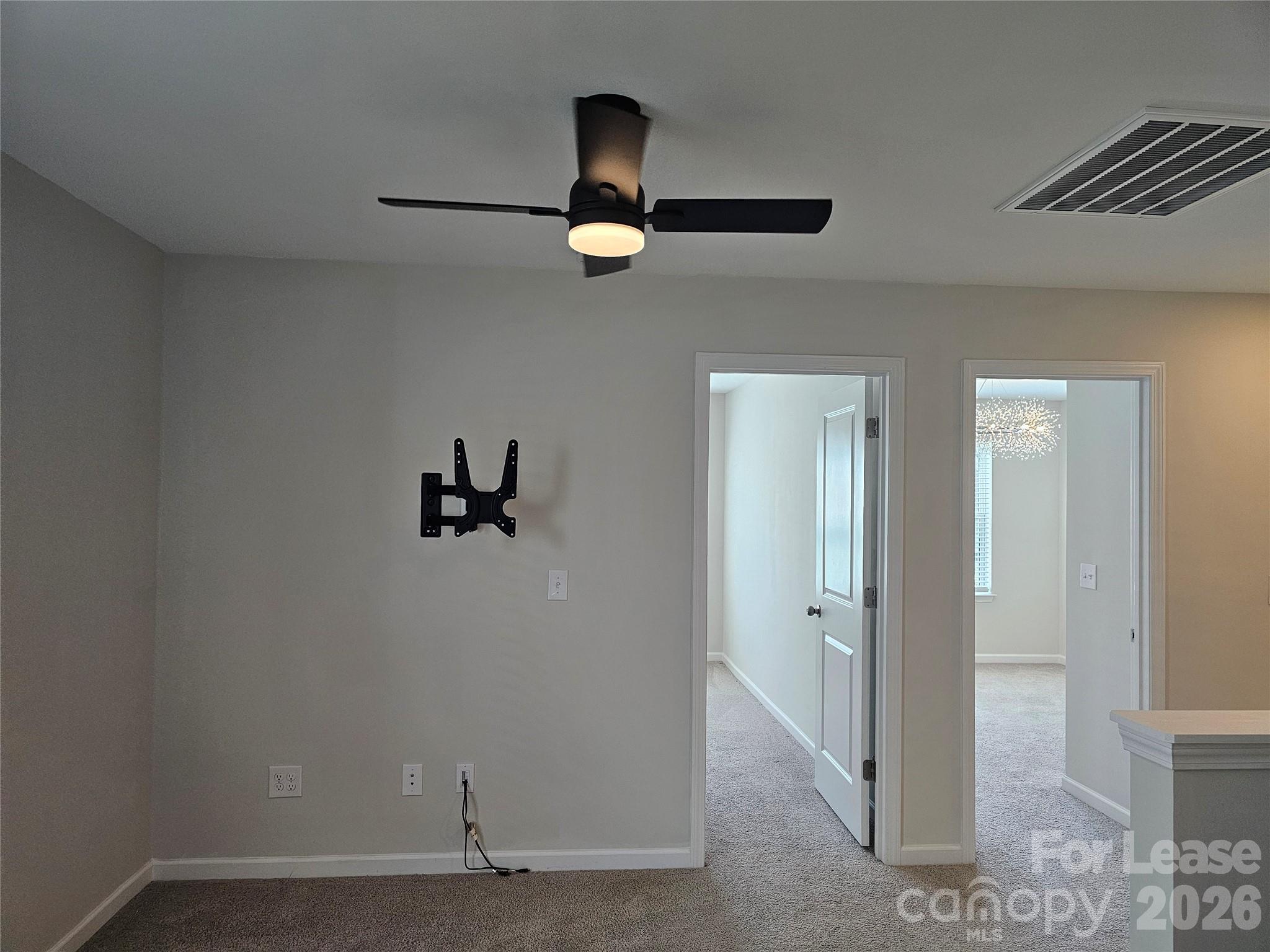 1237 Scotch Meadows Loop Property Photo 6