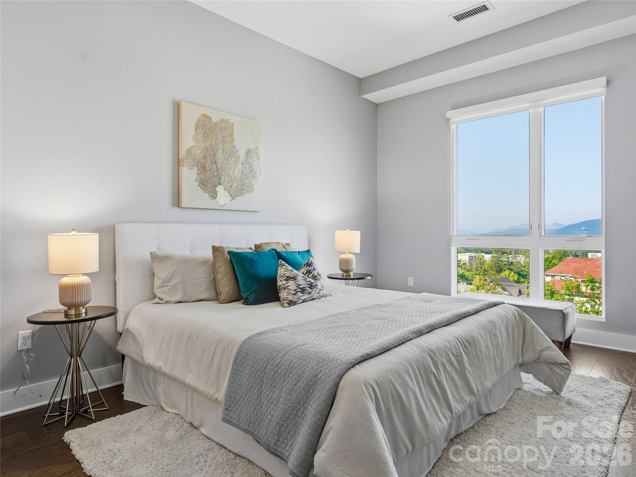 45 Asheland Avenue 700 Property Photo 4