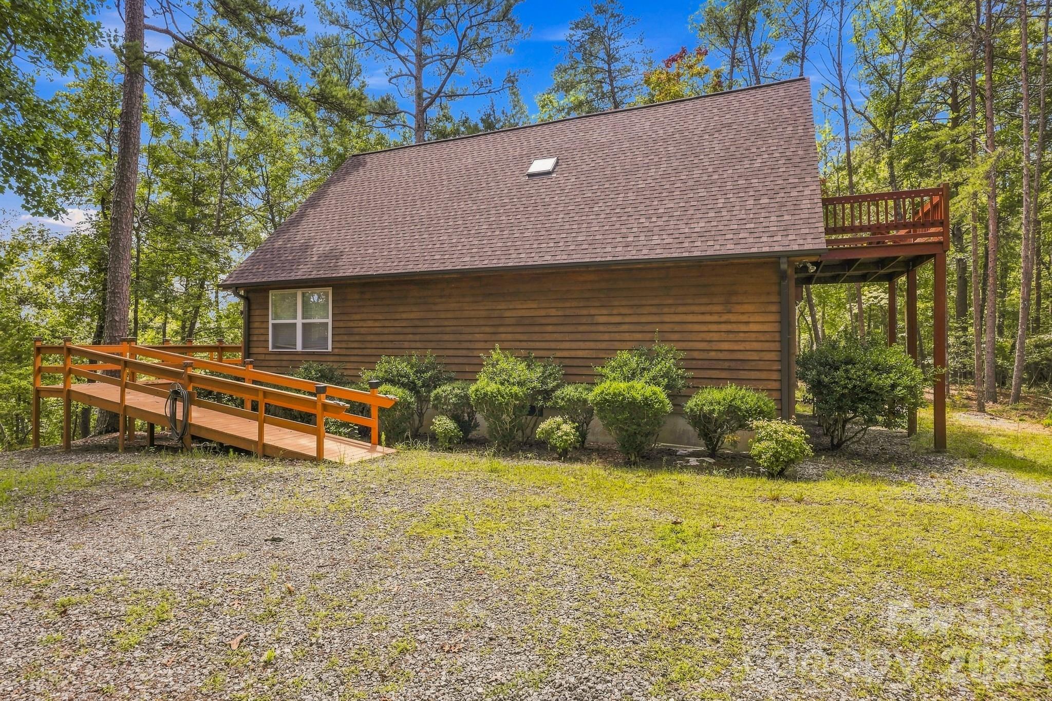 253 Nors Way Property Photo 3