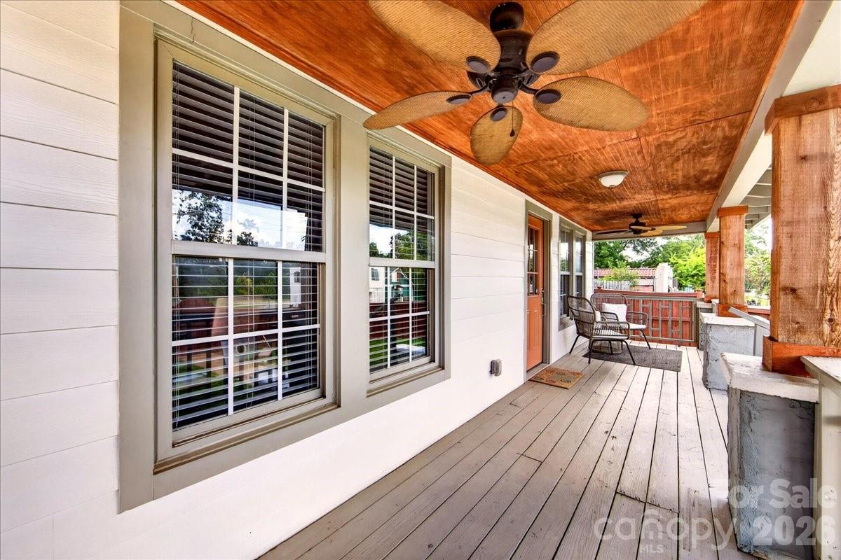 3331 Tuckaseegee Road Property Photo 5