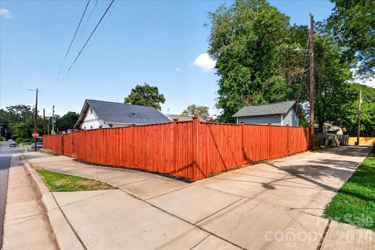 3331 Tuckaseegee Road Property Photo 39
